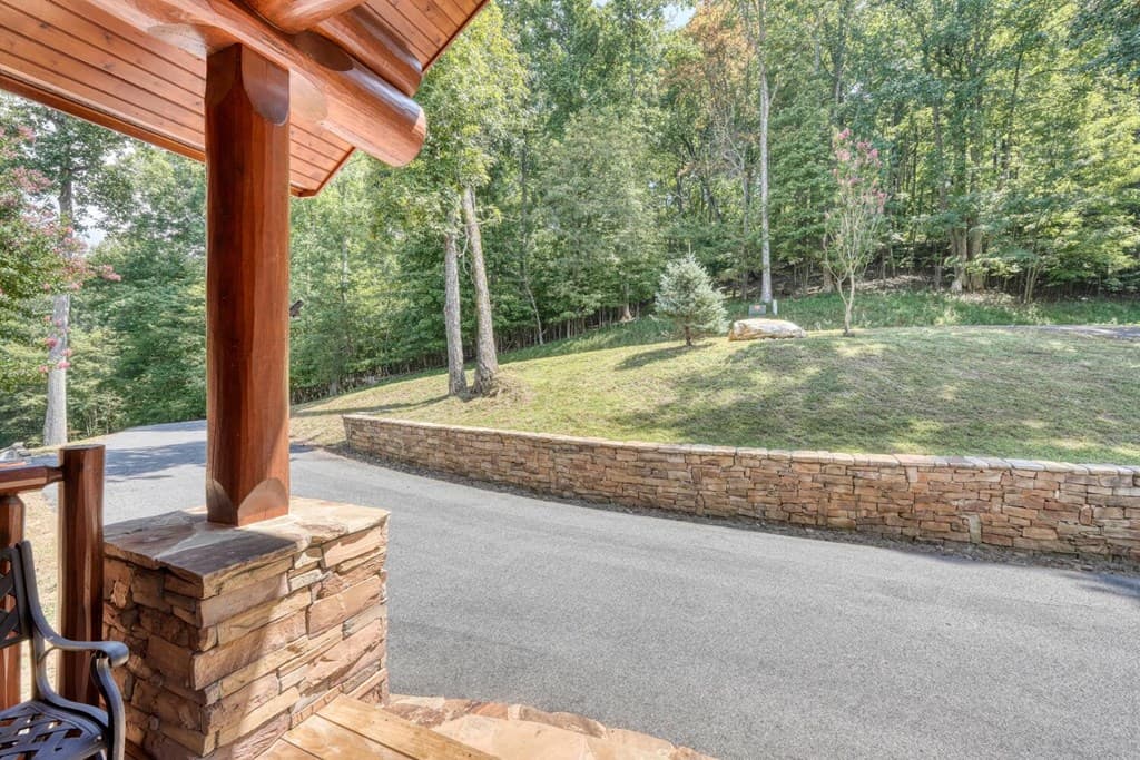 310 Hickory Fork, Blairsville GA 30512 - Photo