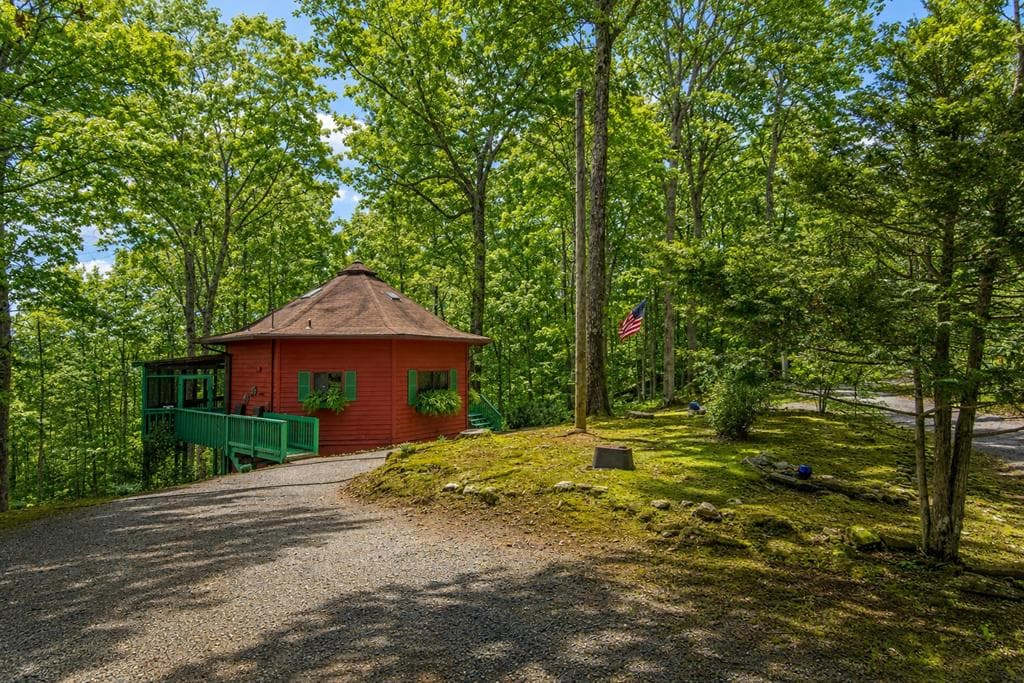 102 Mizzen Court, Ellijay GA 30540 - Primary photo