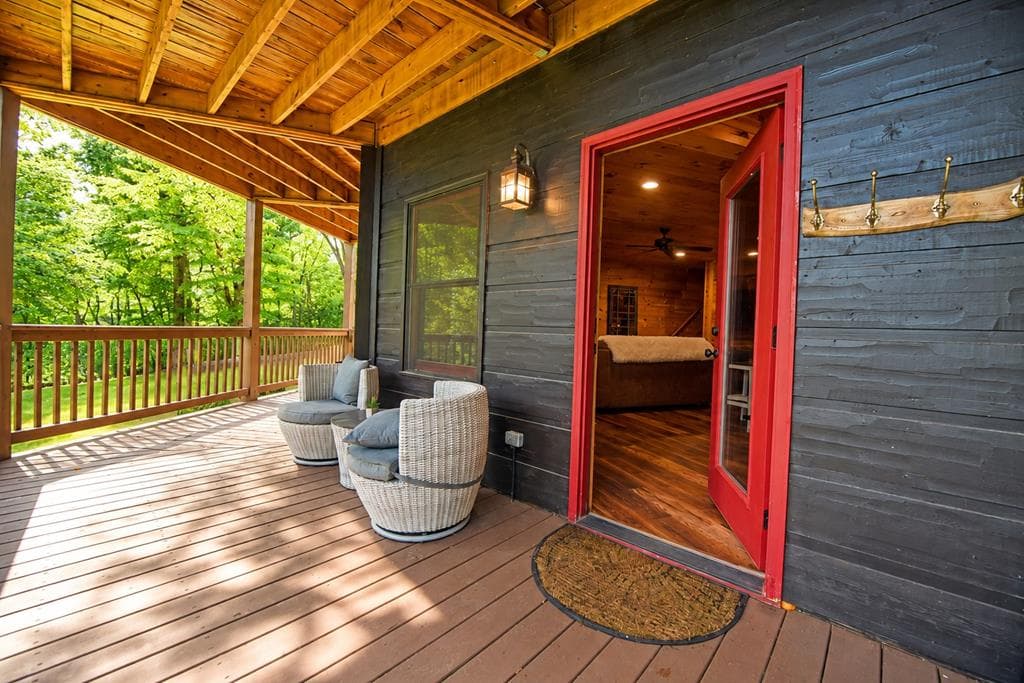901 Stuart Mountain Road, Mineral Bluff GA 30559 - Photo