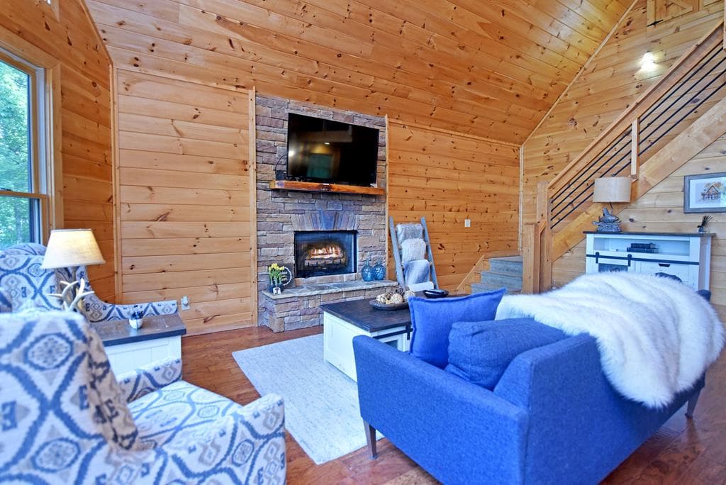 901 Stuart Mountain Road, Mineral Bluff GA 30559 - Photo