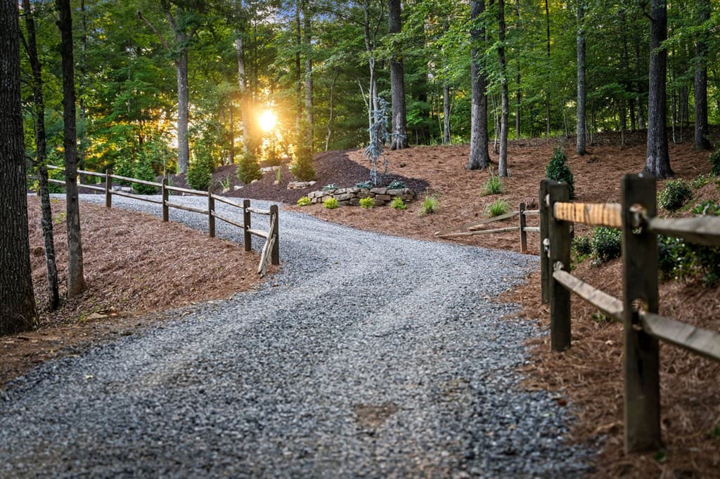 241 Wolf Creek Mountain Road, Mineral Bluff GA 30559 - Photo
