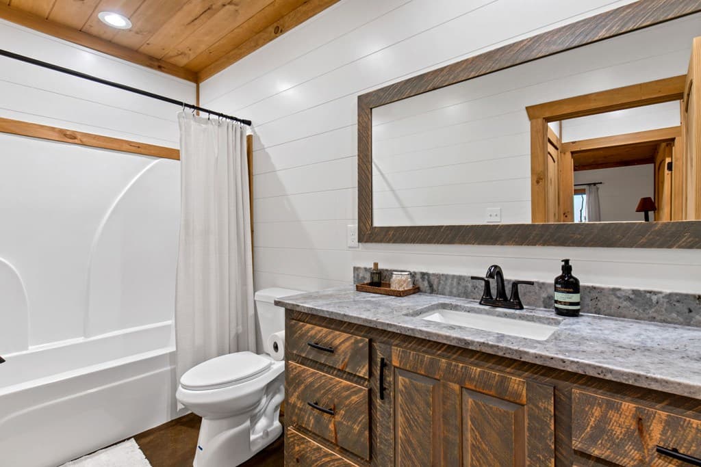 241 Wolf Creek Mountain Road, Mineral Bluff GA 30559 - Photo