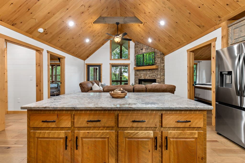 241 Wolf Creek Mountain Road, Mineral Bluff GA 30559 - Photo