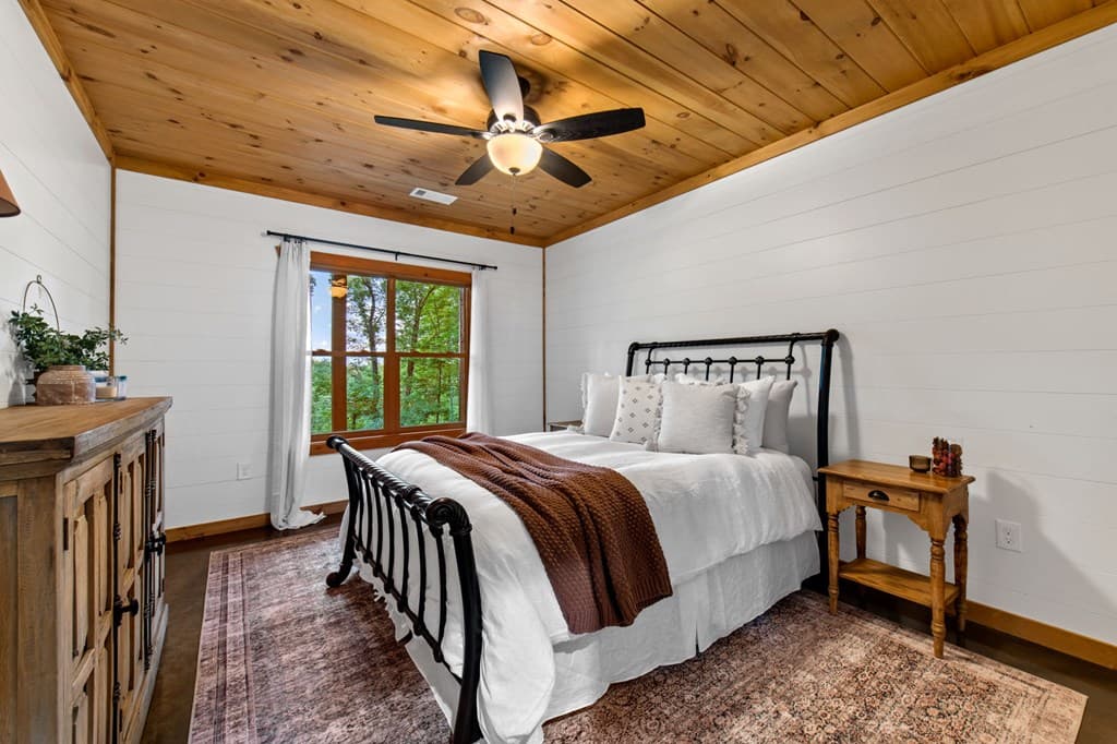 241 Wolf Creek Mountain Road, Mineral Bluff GA 30559 - Photo