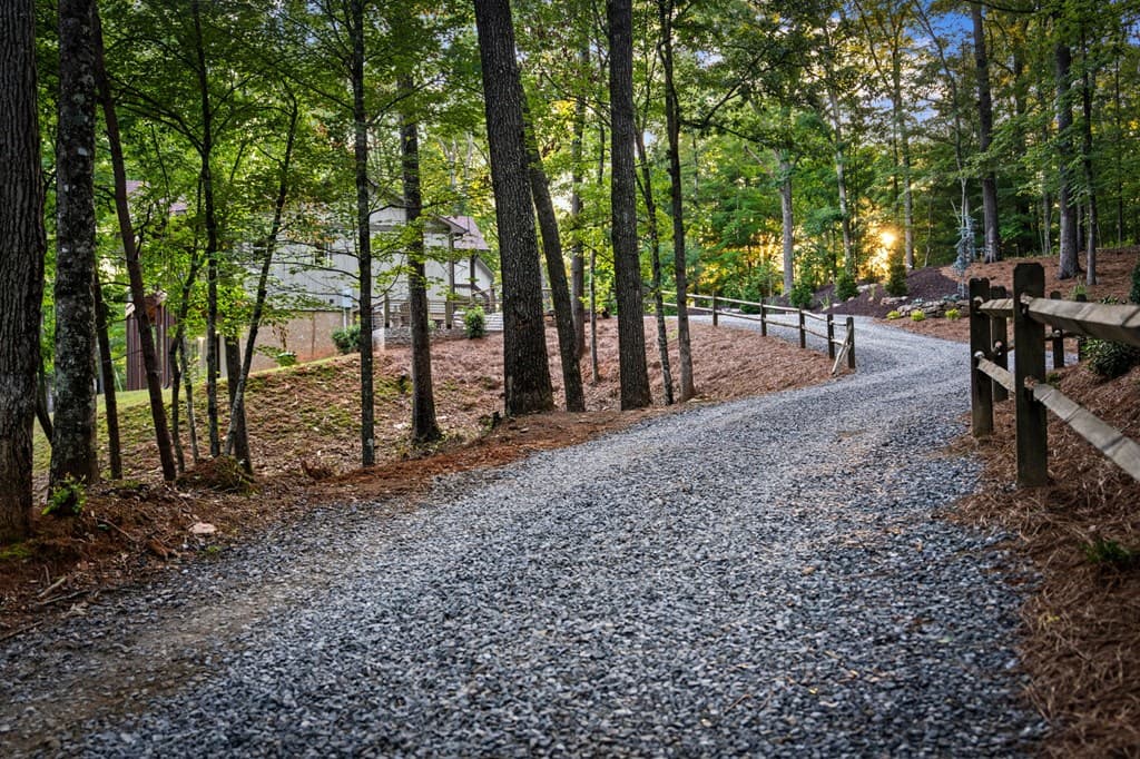 241 Wolf Creek Mountain Road, Mineral Bluff GA 30559 - Photo