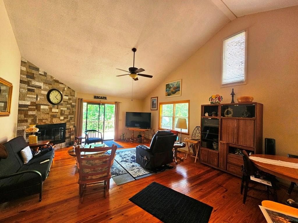 430 Tulip Lane, Murphy NC 28906 - Photo