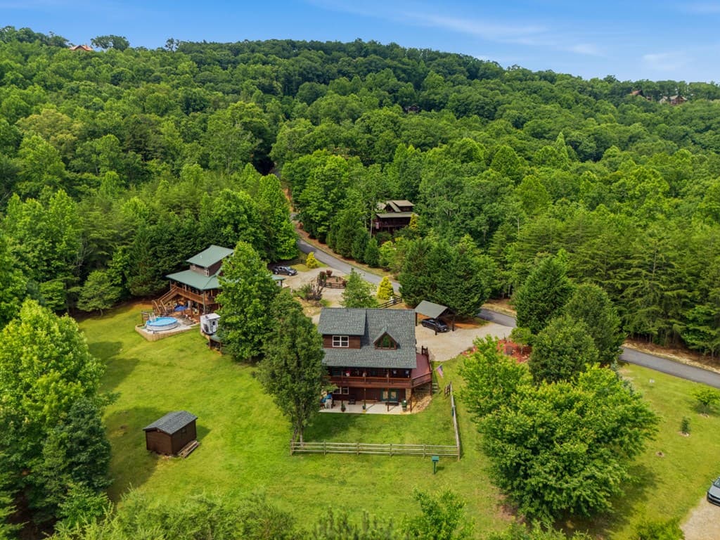 365 Sweetbay Drive, Blairsville GA 30512 - Photo