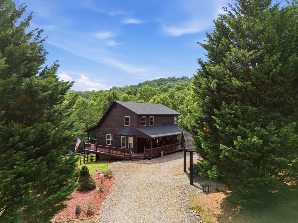 365 Sweetbay Drive, Blairsville GA 30512 - Photo