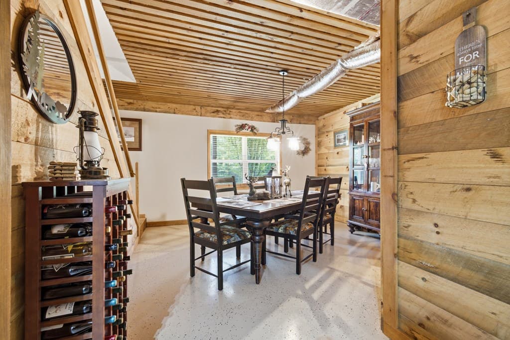 365 Sweetbay Drive, Blairsville GA 30512 - Photo