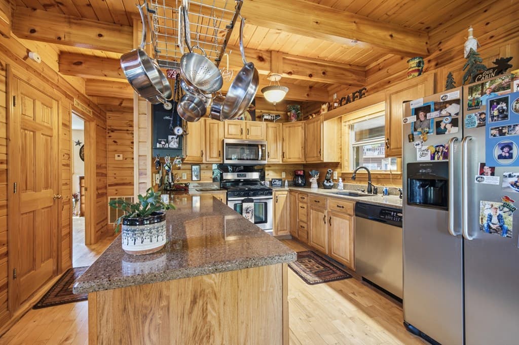 365 Sweetbay Drive, Blairsville GA 30512 - Photo