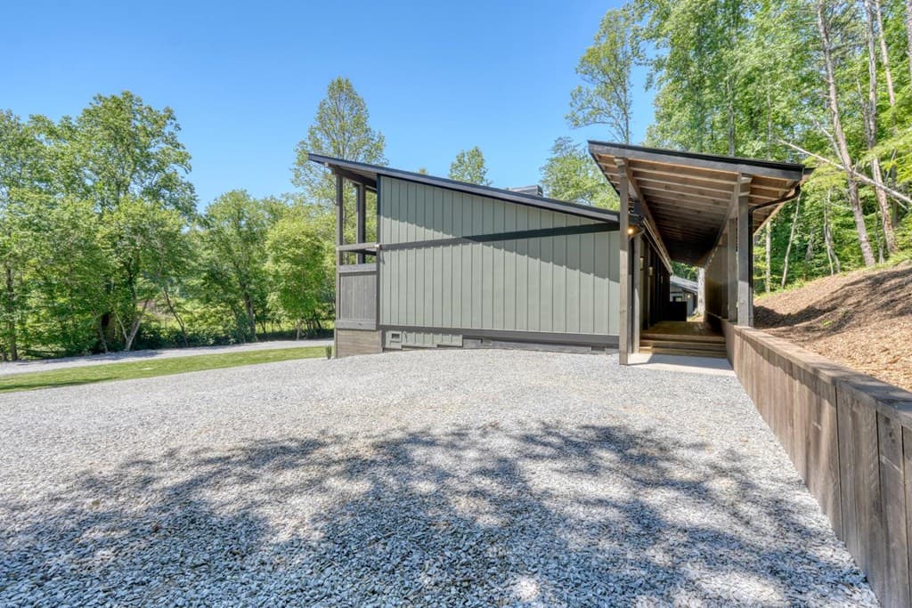 500 Williamstown Road S, Mineral Bluff GA 30559 - Photo