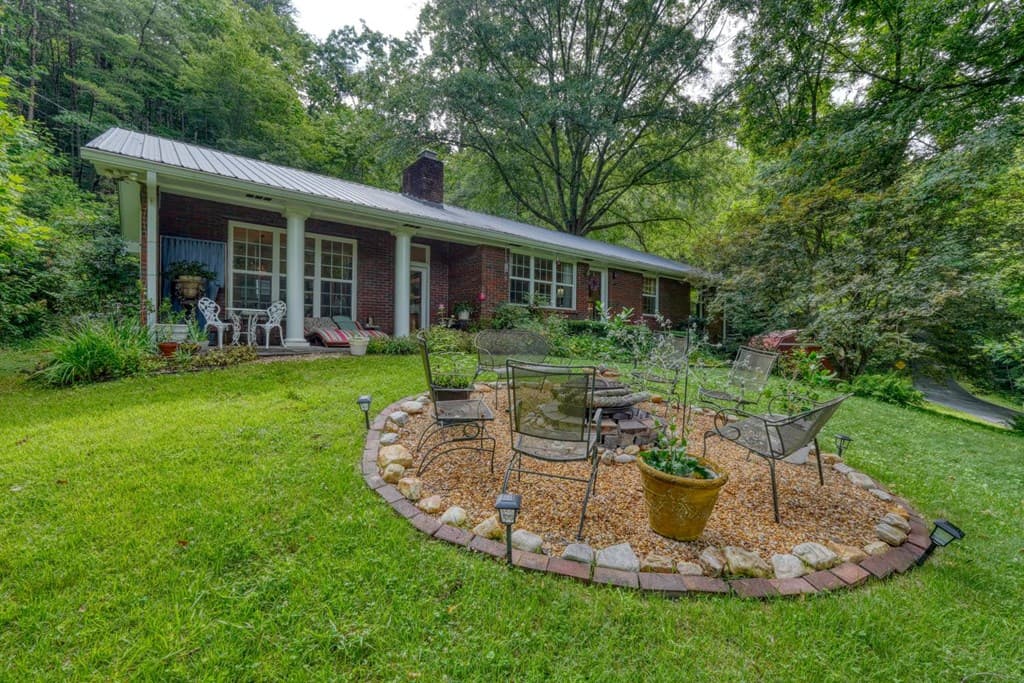 5127 Mineral Springs Road, Young Harris GA 30582 - Photo