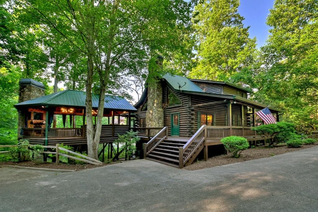 1820 Shady Falls Road, Blue Ridge GA 30513 - Primary photo