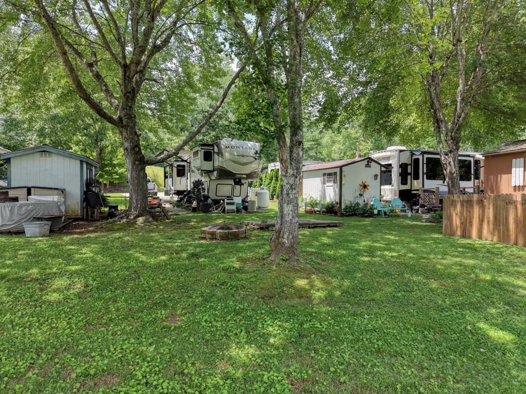 61 Apache Bend Road, Blairsville GA 30512 - Photo
