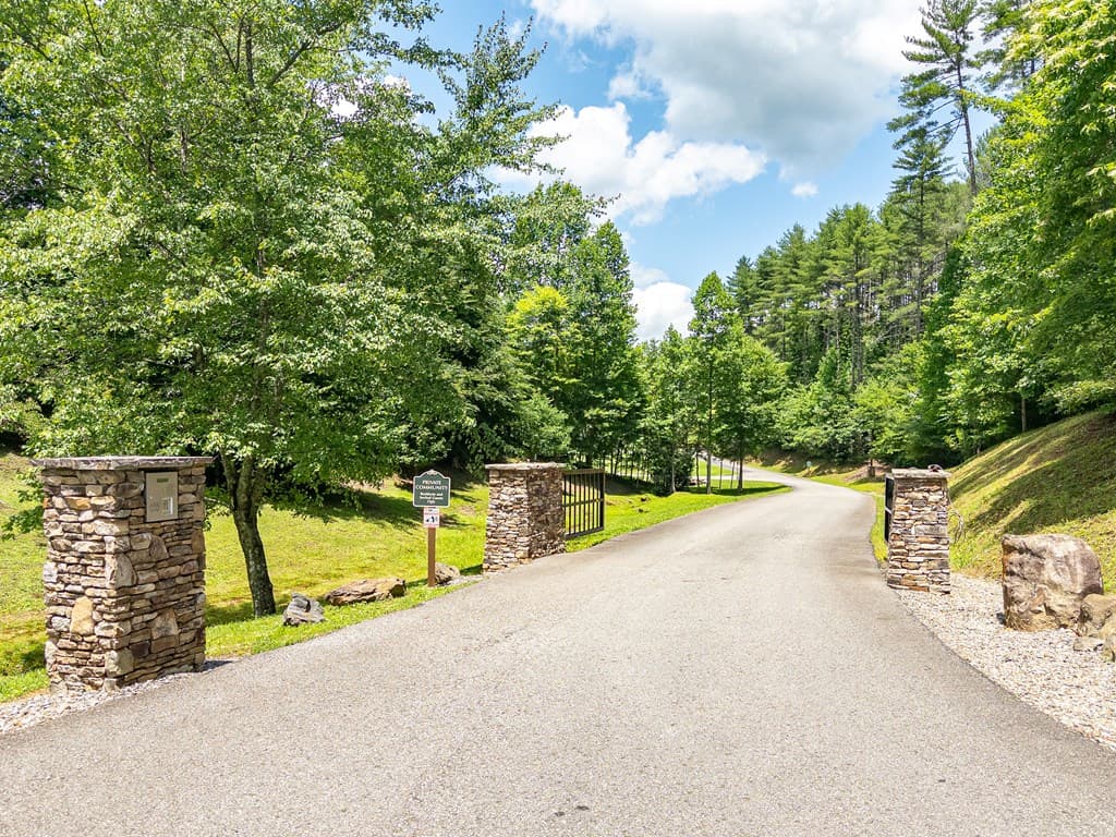 1198 Nature Valley Trail, Murphy NC 28906 - Photo