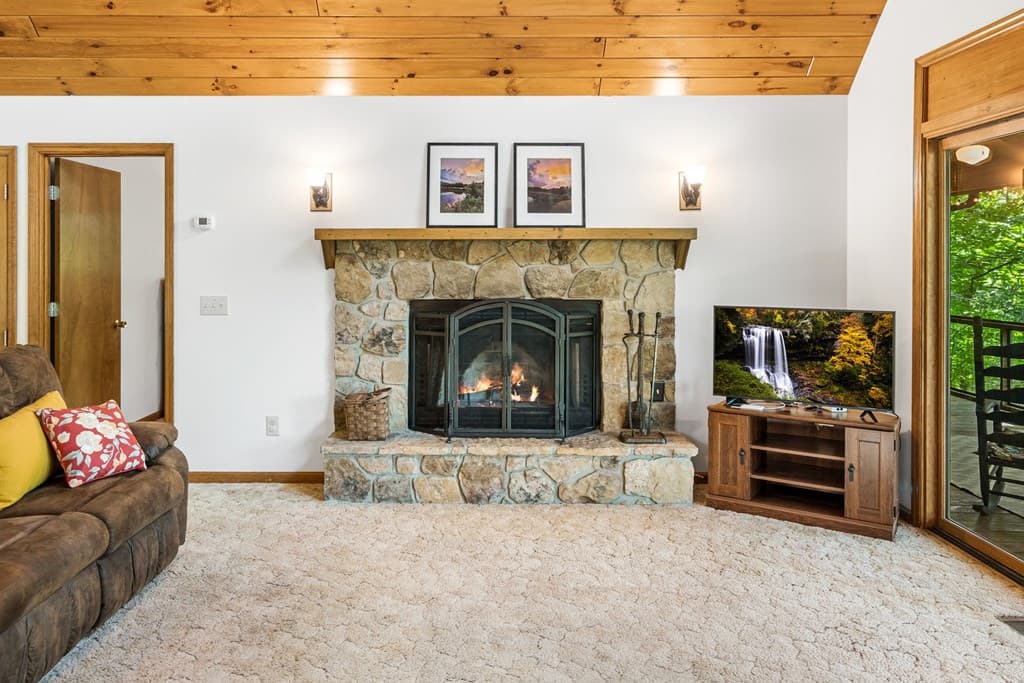 5875 Brasstown Creek Est, Young Harris GA 30582 - Photo