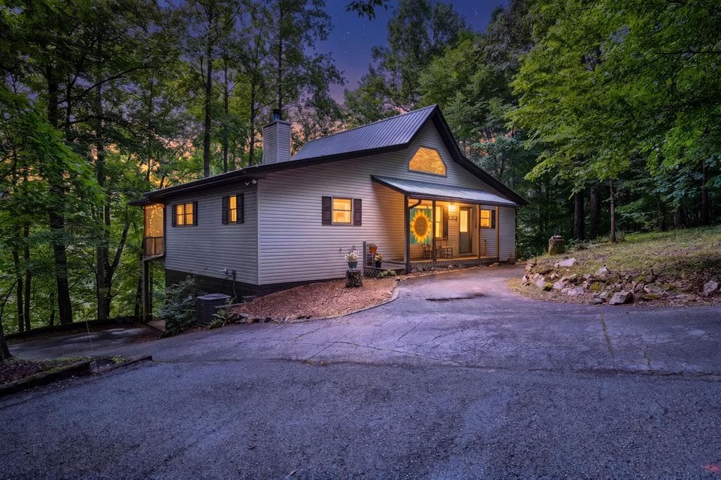 5875 Brasstown Creek Est, Young Harris GA 30582 - Primary photo