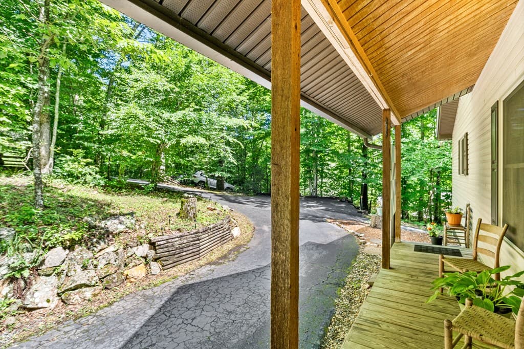 5875 Brasstown Creek Est, Young Harris GA 30582 - Photo