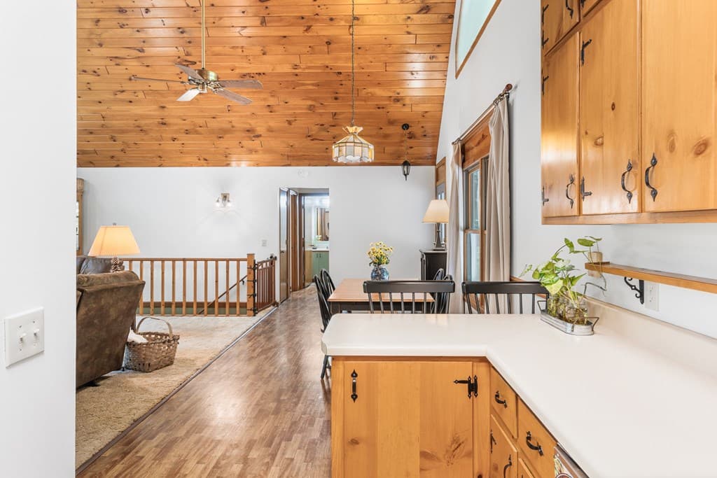 5875 Brasstown Creek Est, Young Harris GA 30582 - Photo
