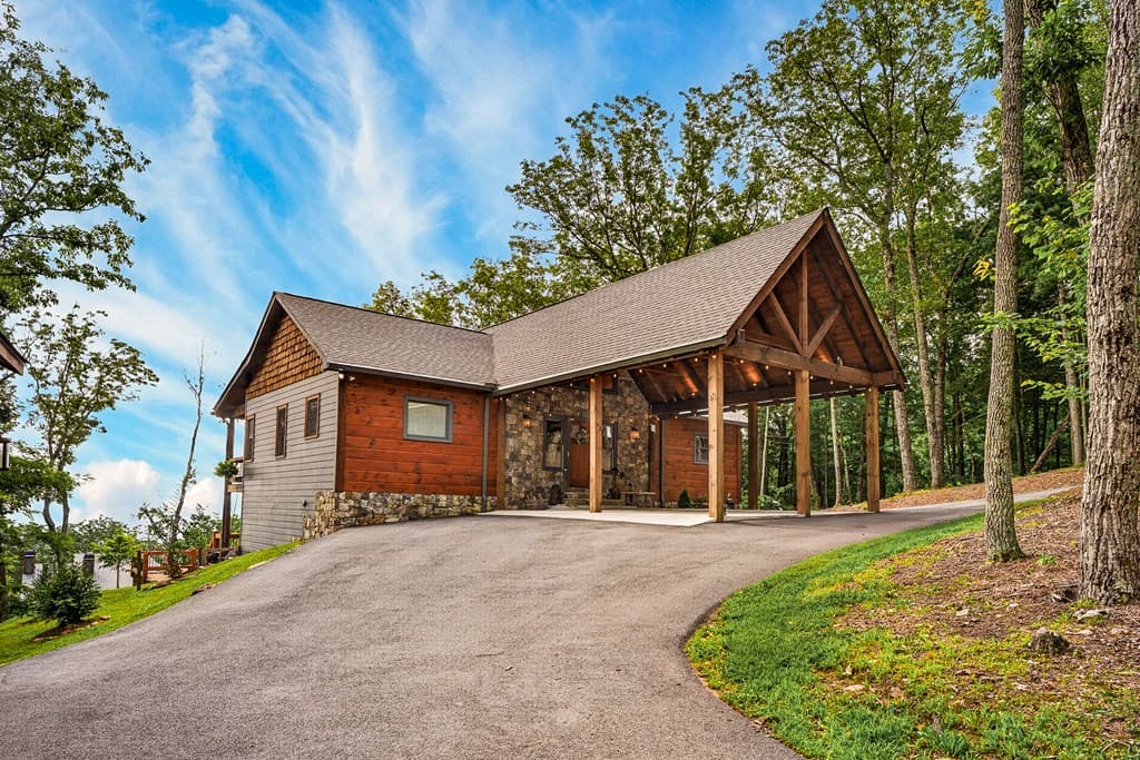 772 Rainbow Mountain Drive, Ellijay GA 30536 - Photo