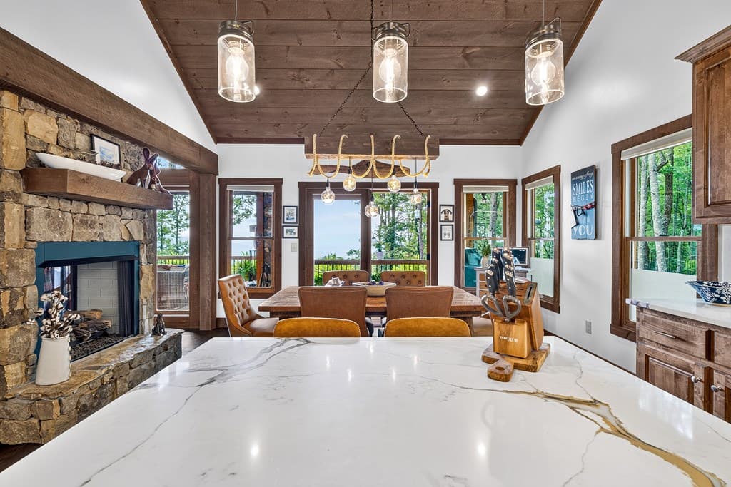 772 Rainbow Mountain Drive, Ellijay GA 30536 - Photo