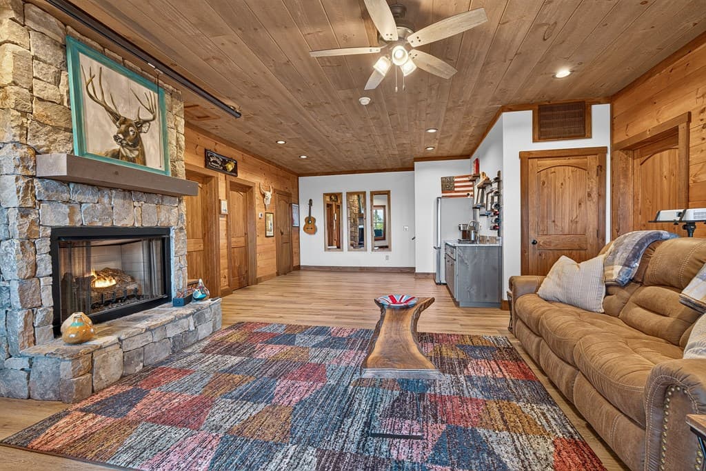 772 Rainbow Mountain Drive, Ellijay GA 30536 - Photo