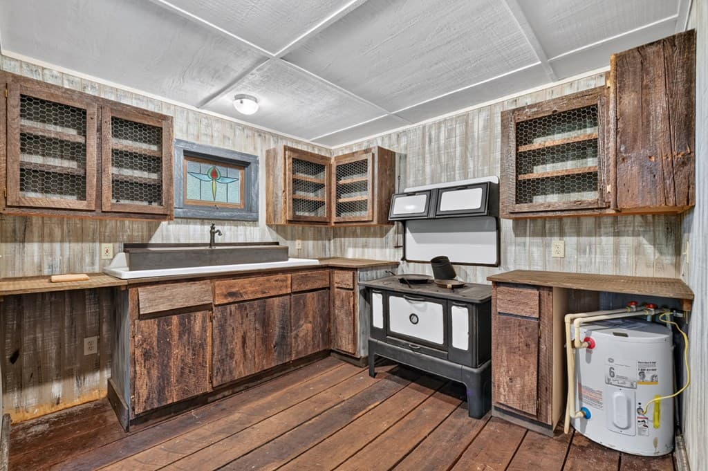 159 Victoria Drive, Blairsville GA 30512 - Photo