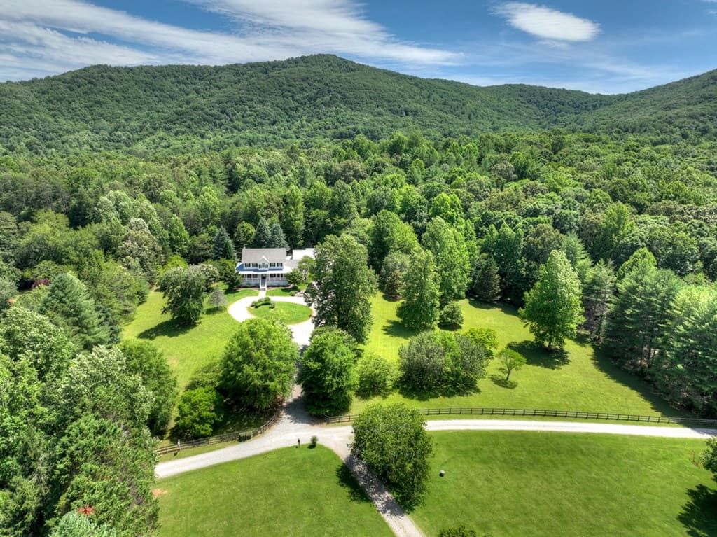159 Victoria Drive, Blairsville GA 30512 - Photo