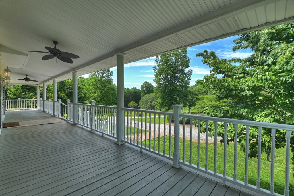 159 Victoria Drive, Blairsville GA 30512 - Photo