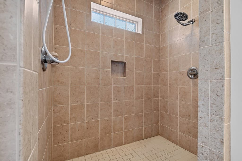 159 Victoria Drive, Blairsville GA 30512 - Photo
