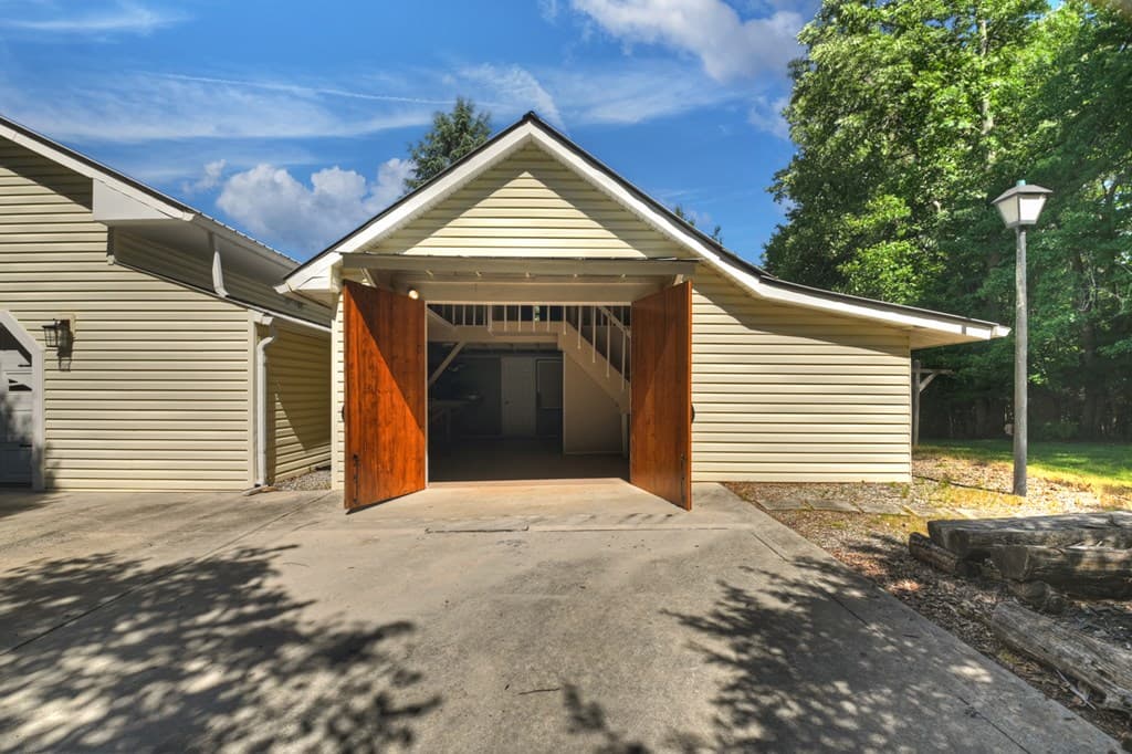 159 Victoria Drive, Blairsville GA 30512 - Photo
