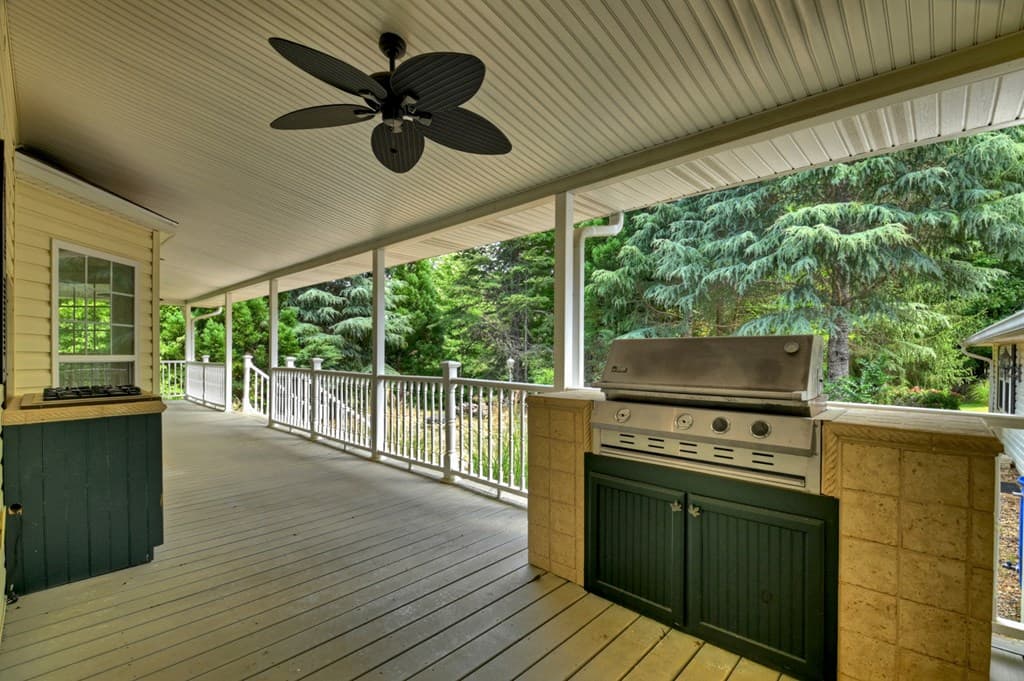 159 Victoria Drive, Blairsville GA 30512 - Photo