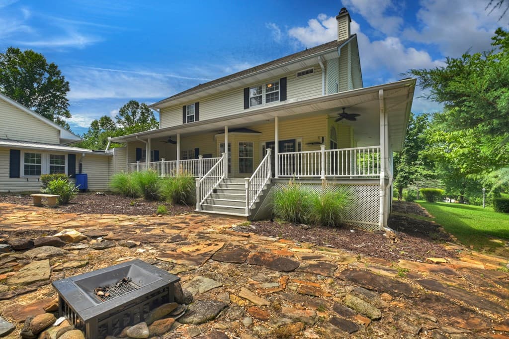 159 Victoria Drive, Blairsville GA 30512 - Photo