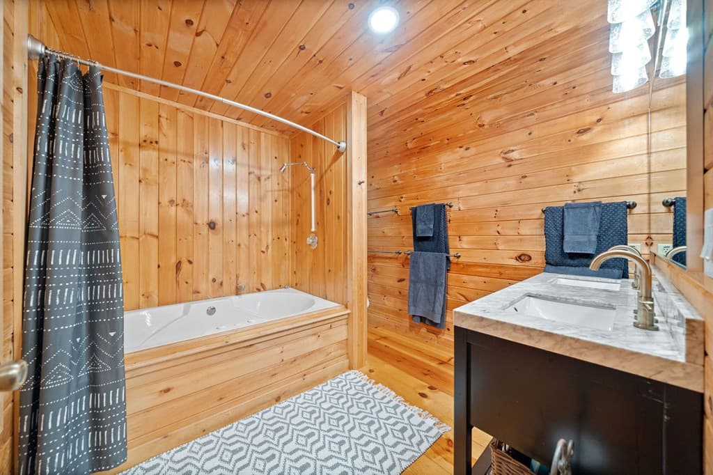 295 Vista Chalet Drive, Ellijay GA 30540 - Photo