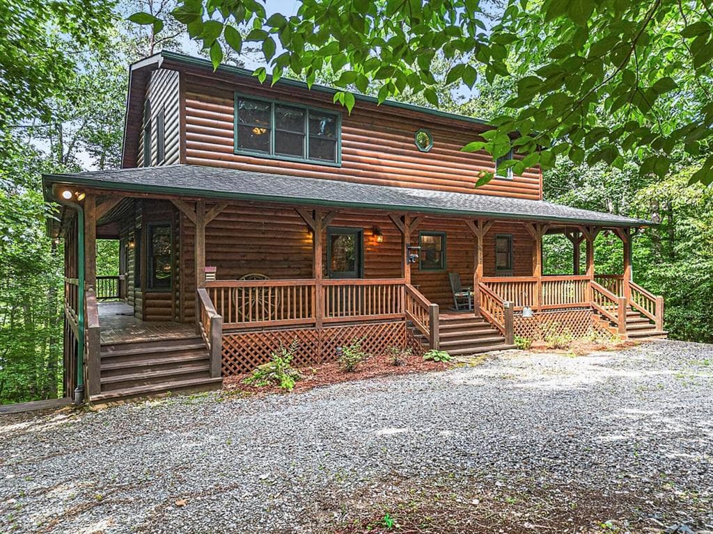 115 Lakota Trail, Blue Ridge GA 30513 - Primary photo