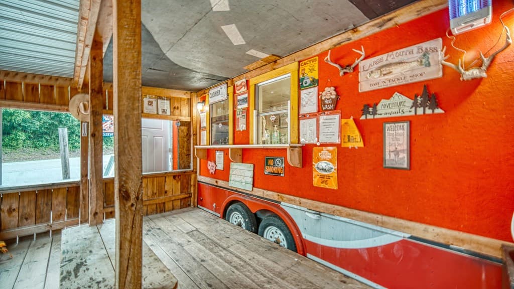 11026 Hwy 325 Papaw's Bbq, Blairsville GA 30512 - Photo