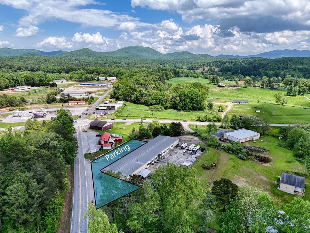 11026 Hwy 325 Papaw's Bbq, Blairsville GA 30512 - Photo