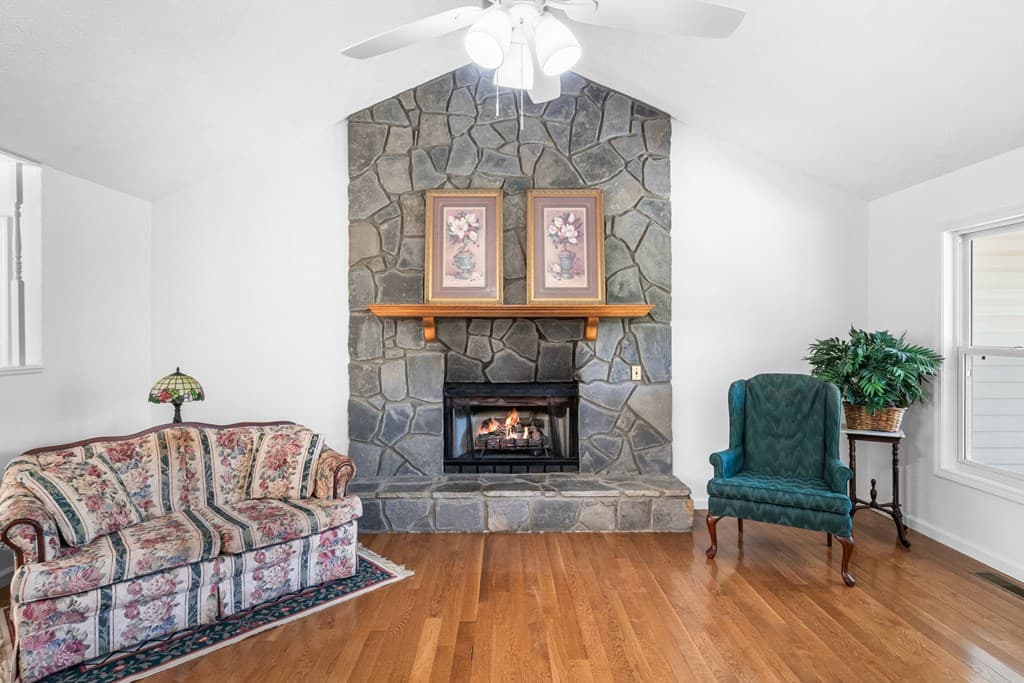 810 Hog Creek Road, Hiawassee MS 39546 - Photo