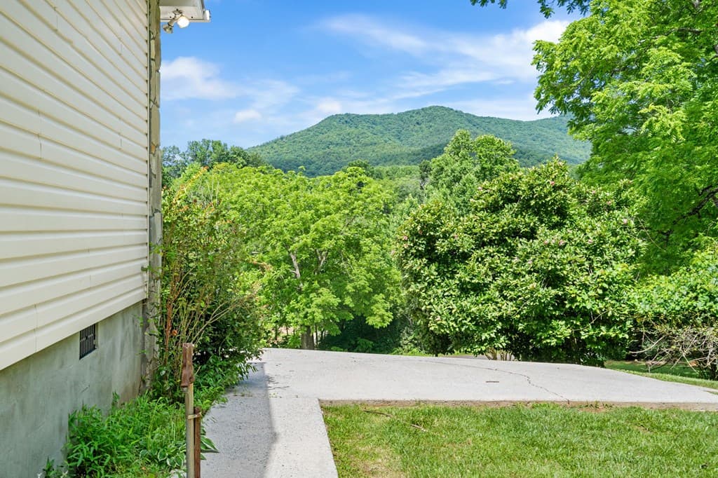 810 Hog Creek Road, Hiawassee MS 39546 - Photo