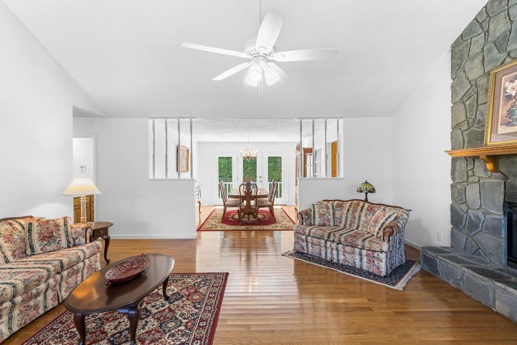810 Hog Creek Road, Hiawassee MS 39546 - Photo