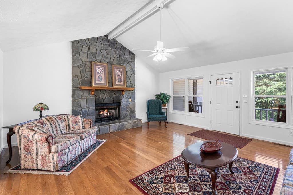810 Hog Creek Road, Hiawassee MS 39546 - Photo