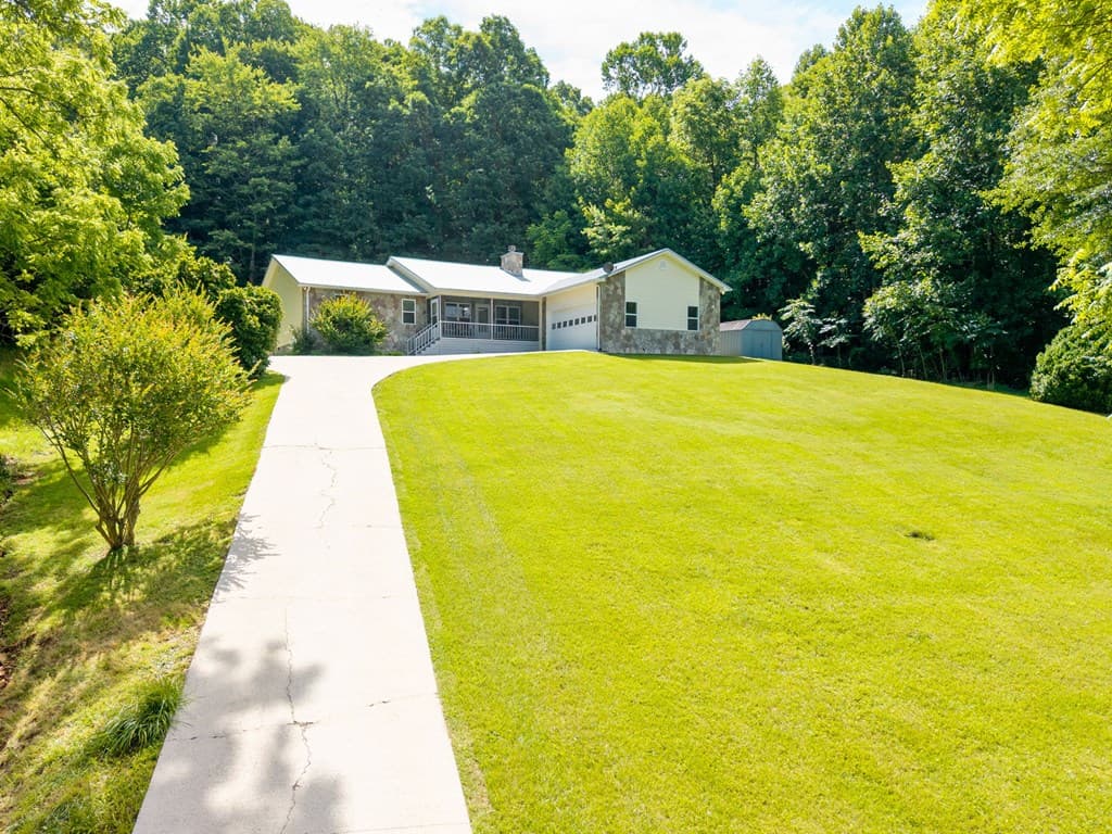 810 Hog Creek Road, Hiawassee MS 39546 - Photo