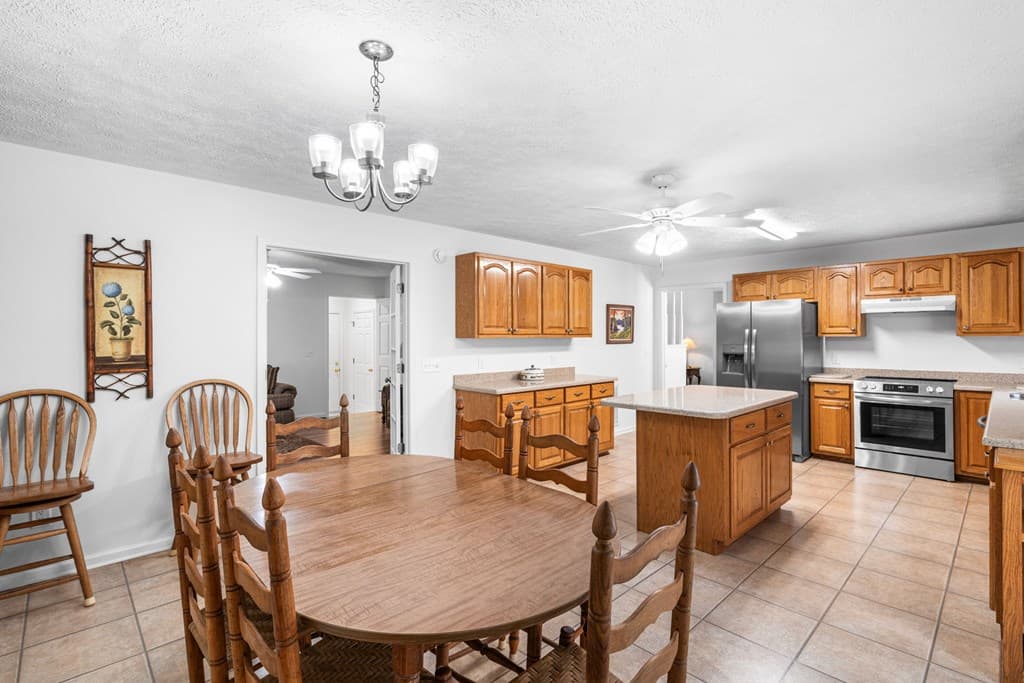 810 Hog Creek Road, Hiawassee MS 39546 - Photo