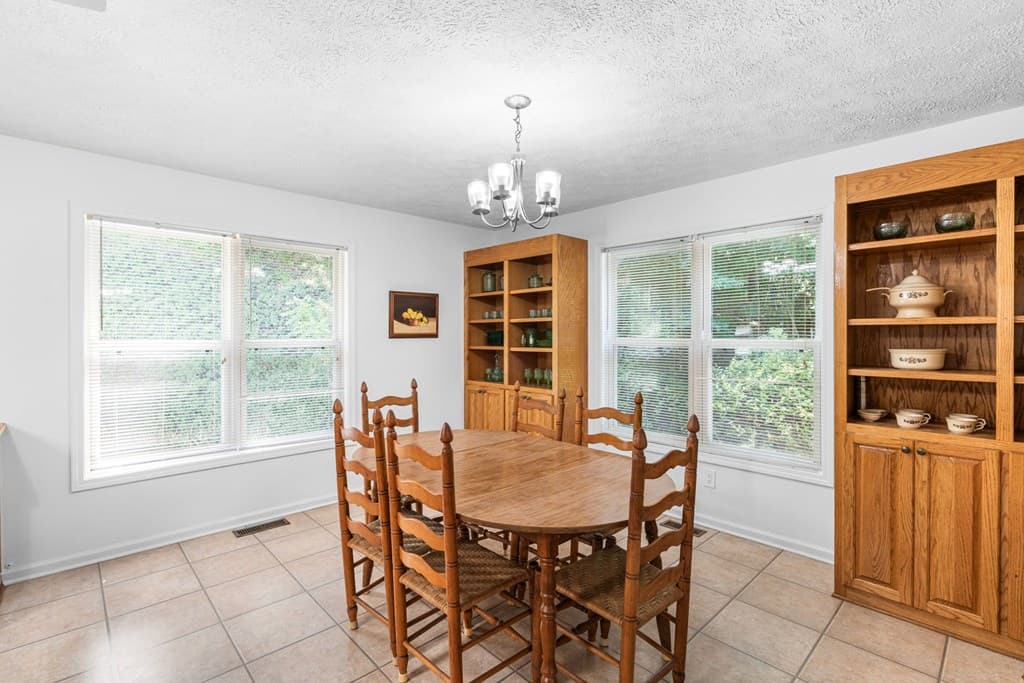 810 Hog Creek Road, Hiawassee MS 39546 - Photo