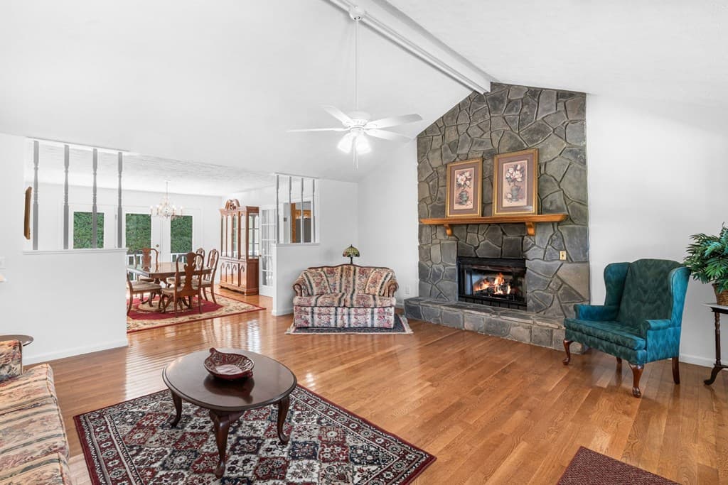 810 Hog Creek Road, Hiawassee MS 39546 - Photo