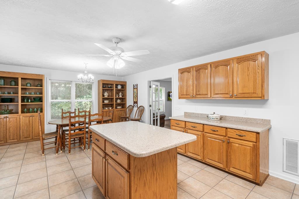 810 Hog Creek Road, Hiawassee MS 39546 - Photo