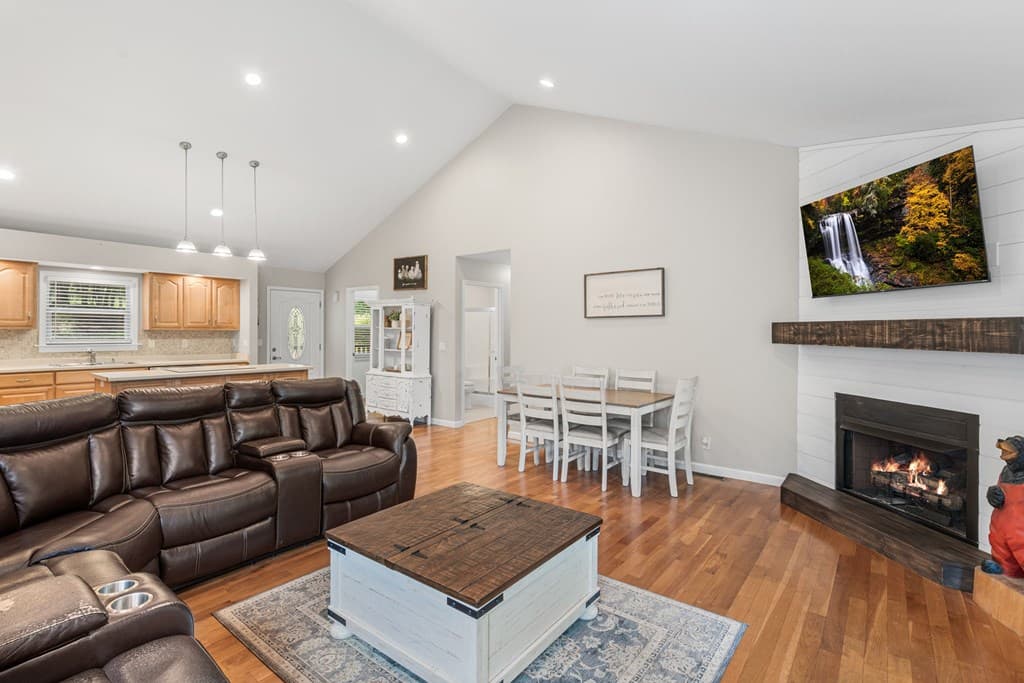 578 Dockery Creek Road, Young Harris GA 30582 - Photo
