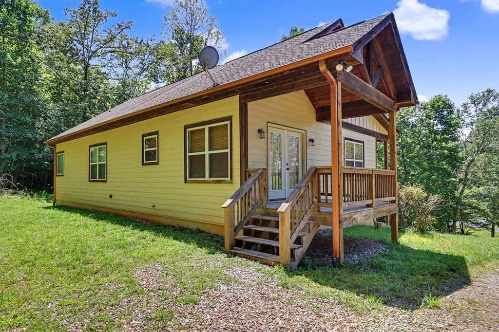 2057 Gallatin Road, Young Harris GA 30582 - Photo