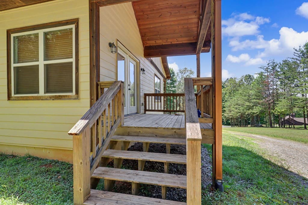 2057 Gallatin Road, Young Harris GA 30582 - Photo