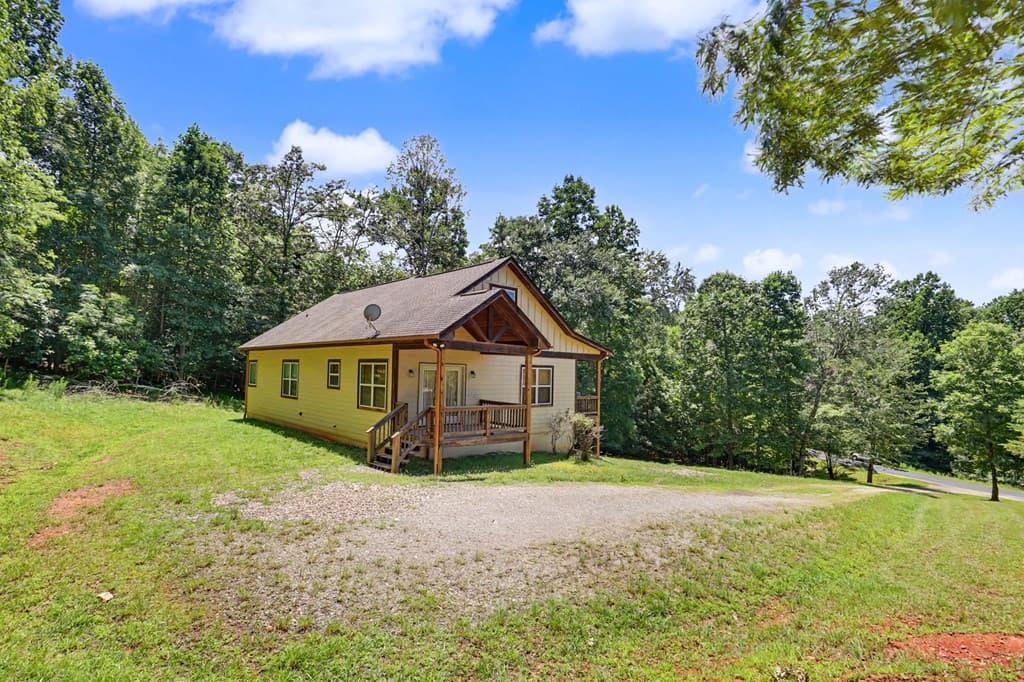 2057 Gallatin Road, Young Harris GA 30582 - Photo